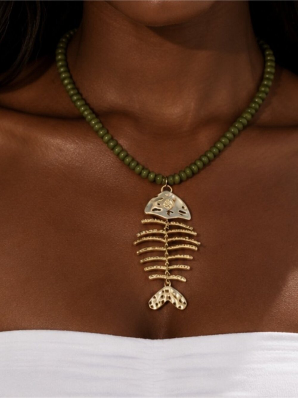 New! Coastal Green Beaded Gold Fishbone Statement Necklace NWOT (1076) - Picture 1 of 2